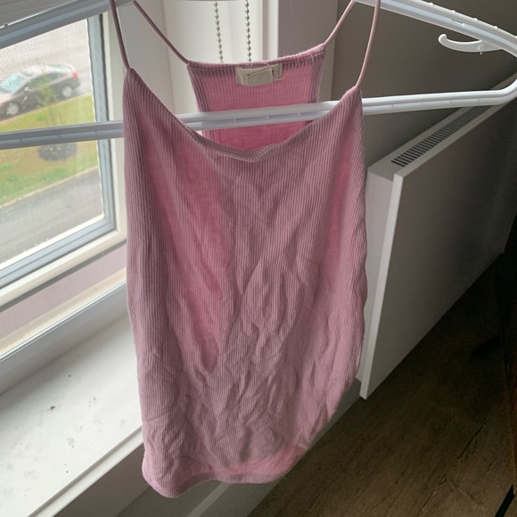 Tank tops - Picture 12 of 15